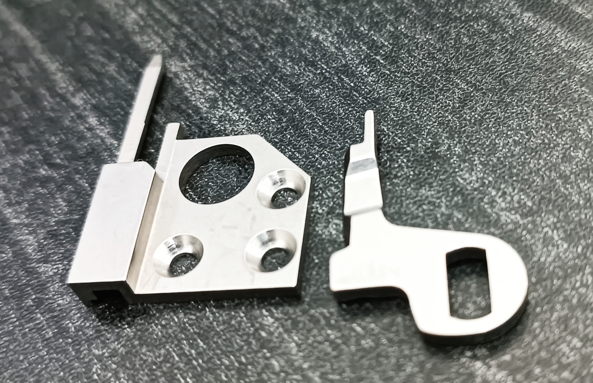 Embroidery Machine Cutting Part — 200